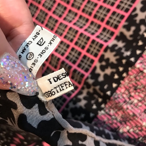 Tiffany & Co. Silk Scarf with Box - 35”x 35” 🤩 - Picture 7 of 17